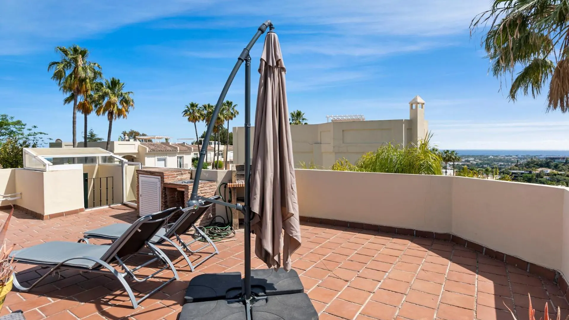La Quinta Hills - Modern Andalusian-Style Home With Rooftop Terrace Benahavis Spain