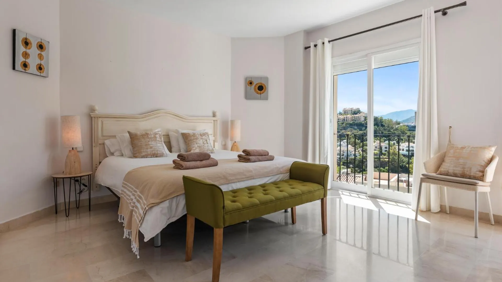 La Quinta Hills - Modern Andalusian-Style Home With Rooftop Terrace Benahavis