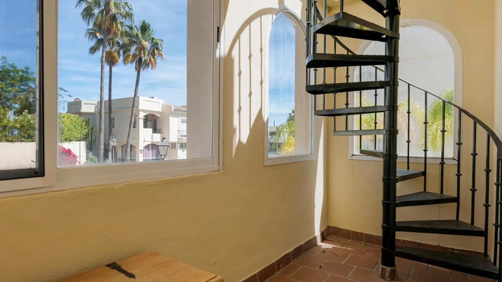 La Quinta Hills - Modern Andalusian-Style Home With Rooftop Terrace Benahavis Spain
